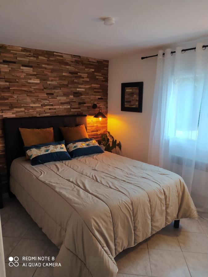 Appartement Giovanna Ceyreste Exteriör bild